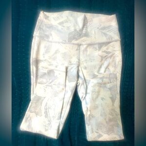 lululemon White and Gray Leggings Size 8
